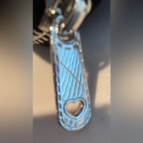 BRIGHTON | Hearts A Flutter utility bag. - Picture 14 of 16